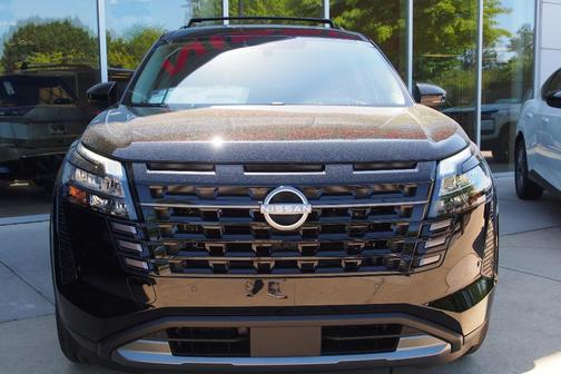 Black 2026 Nissan Pathfinder Platinum