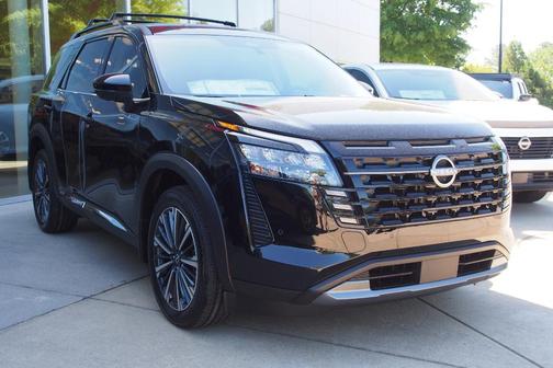Black 2026 Nissan Pathfinder Platinum