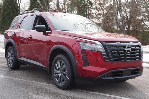 2026 Nissan Pathfinder SV