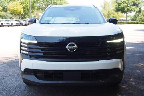 Fresh Powder 2026 Nissan Kicks SV