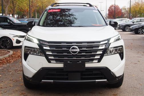 2025 Nissan Rogue Platinum