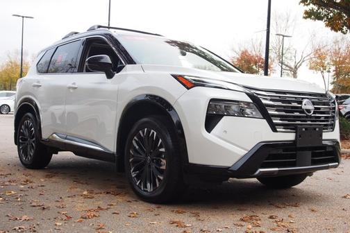 2025 Nissan Rogue Platinum