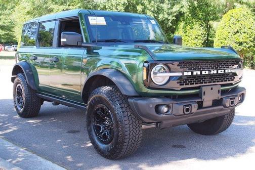 Green Metallic 2025 Ford Bronco Badlands