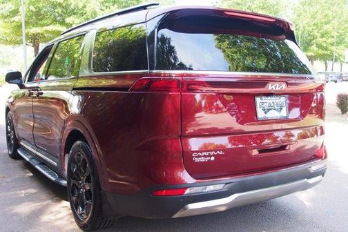 Flare Red 2023 Kia Carnival SX