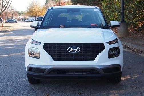 2025 Hyundai VENUE SE