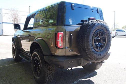 Gray 2025 Ford Bronco Badlands