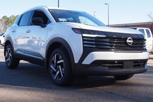Fresh Powder 2026 Nissan Kicks SV