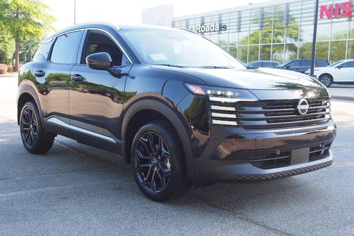 Super Black 2026 Nissan Kicks SR