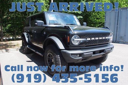 Shadow Black 2025 Ford Bronco Outer Banks
