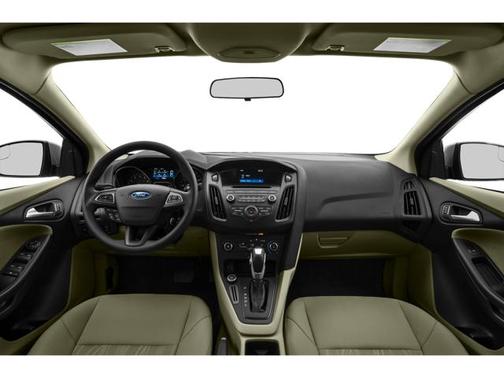 Ingot Silver 2018 Ford Focus SEL