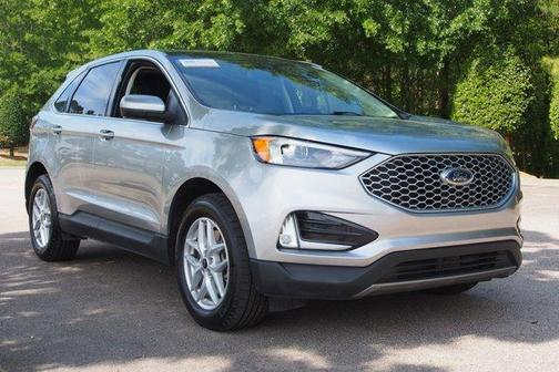 Silver Metallic 2024 Ford Edge SEL