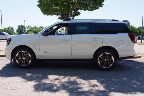 White Metallic 2025 Ford Expedition King Ranch