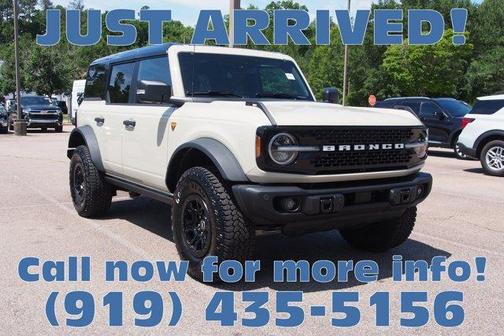 Beige 2025 Ford Bronco Badlands