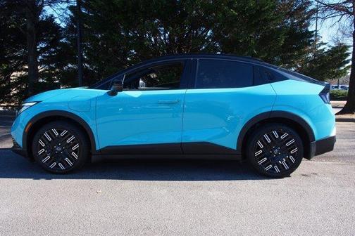 2026 Nissan Leaf PLAT+