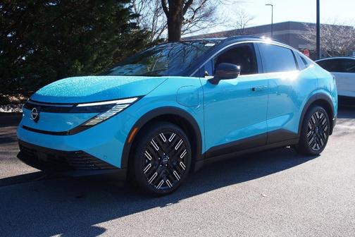 2026 Nissan Leaf PLAT+