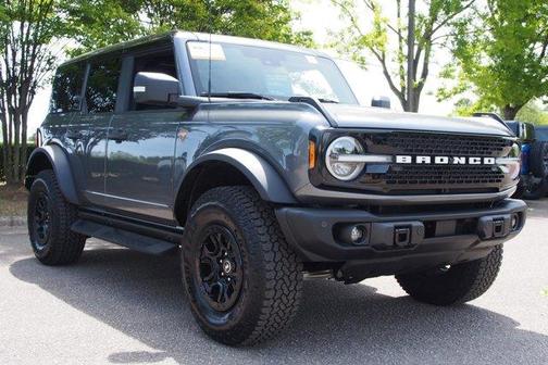 Gray Metallic 2025 Ford Bronco Badlands