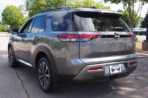 Gun Metallic 2026 Nissan Pathfinder Platinum