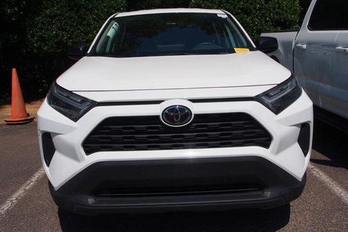 Ice 2024 Toyota RAV4 LE