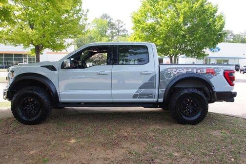 Avalanche 2023 Ford F-150 Raptor