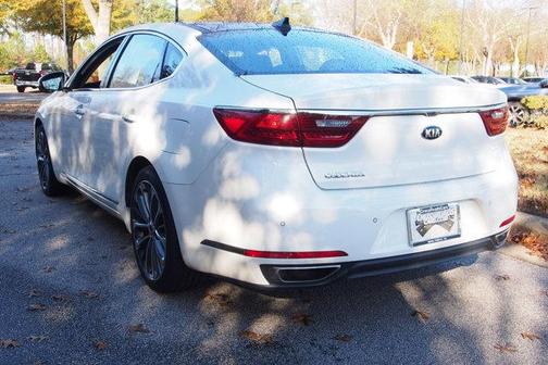 2019 Kia Cadenza Technology