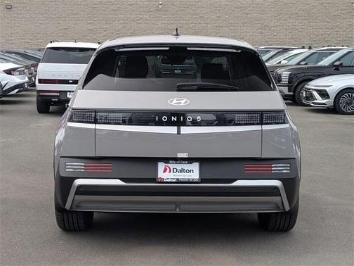 2026 Hyundai IONIQ 5 SE