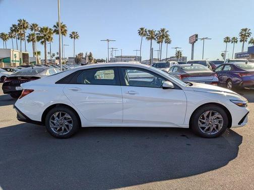 2026 Hyundai ELANTRA HEV Blue