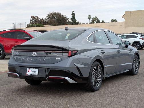 2026 Hyundai SONATA Hybrid SEL