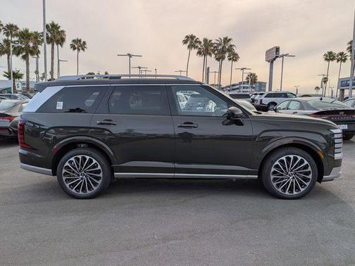 Titanium 2026 Hyundai Palisade Hybrid Calligraphy