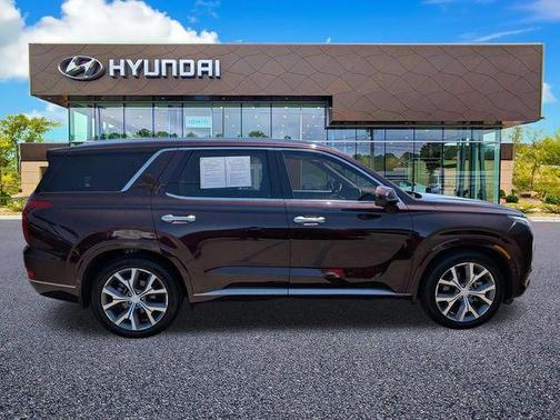 Burgundy 2022 Hyundai PALISADE Limited