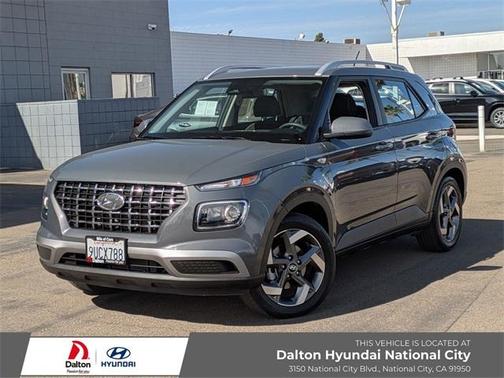 2025 Hyundai VENUE SEL