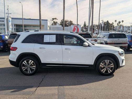 2025 Mercedes-Benz GLB 250 Base