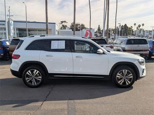 2025 Mercedes-Benz GLB 250 Base