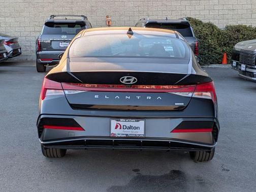 2026 Hyundai ELANTRA HEV Limited