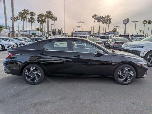 Black 2026 Hyundai ELANTRA HEV Limited