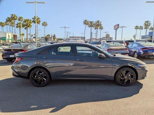 Gray 2026 Hyundai ELANTRA HEV SEL Sport
