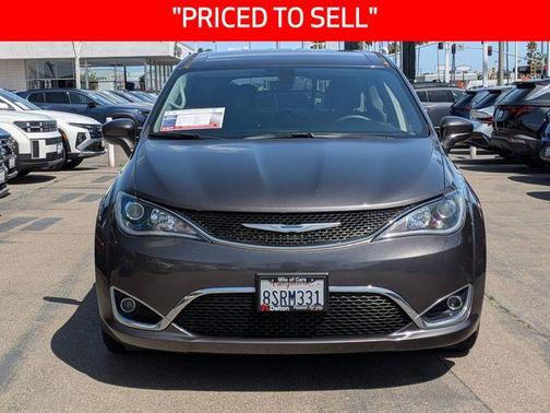 Crystal Metallic 2020 Chrysler Pacifica Touring