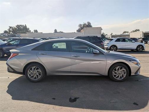 2026 Hyundai ELANTRA HEV Blue