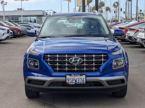 2025 Hyundai VENUE Limited