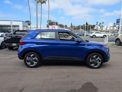 2025 Hyundai VENUE Limited