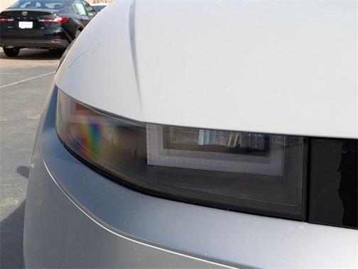 2026 Hyundai IONIQ 5 SE