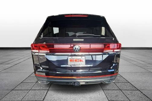 Deep Black Pearl Effect 2025 Volkswagen Atlas 2.0T SE W/ TECHNOLOGY