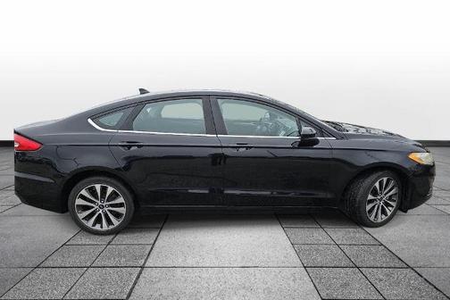 AGATE BLACK 2020 Ford Fusion SE