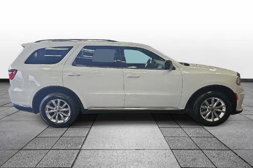 White 2023 Dodge Durango SXT