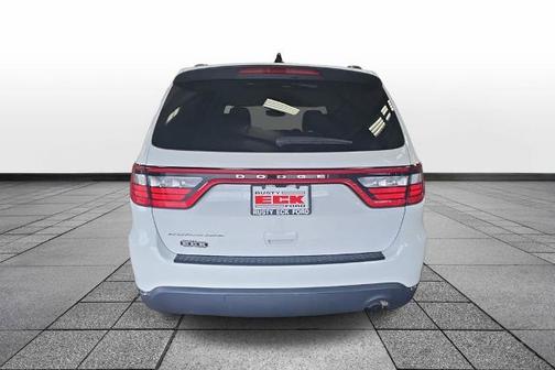 White 2023 Dodge Durango SXT