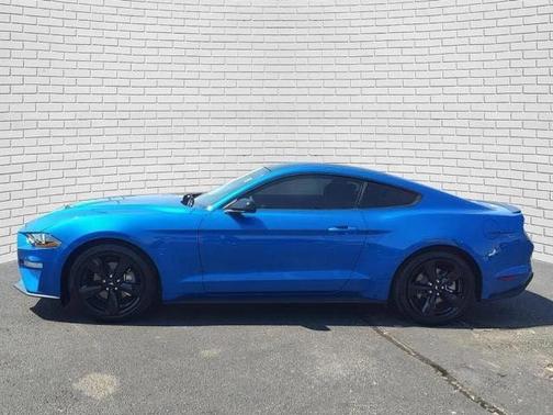 图2.30 2021年福特野马EcoBoost