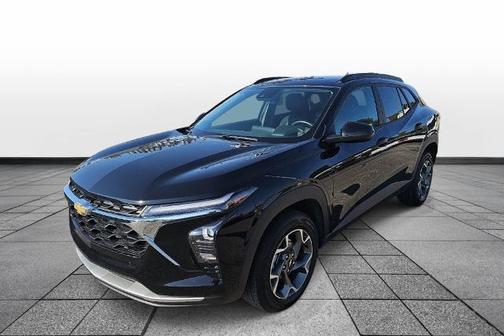 Black Metallic 2025 Chevrolet Trax LT