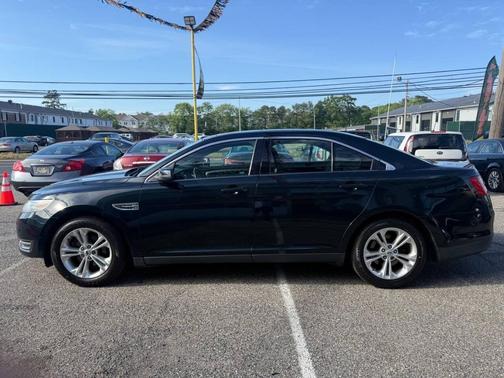 Dark Side Metallic 2014 Ford Taurus SEL