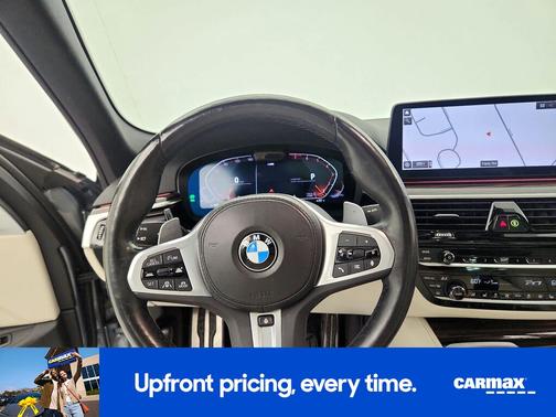 Gray 2022 BMW 540 XI
