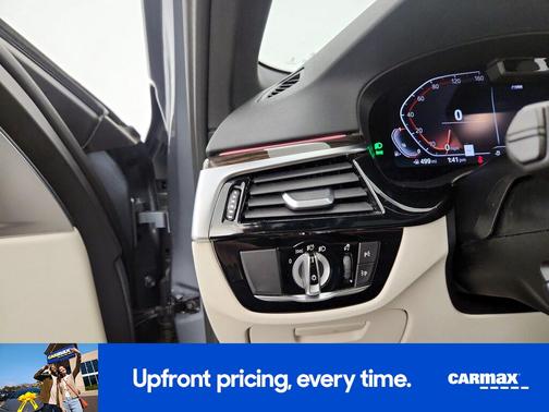 Gray 2022 BMW 540 XI