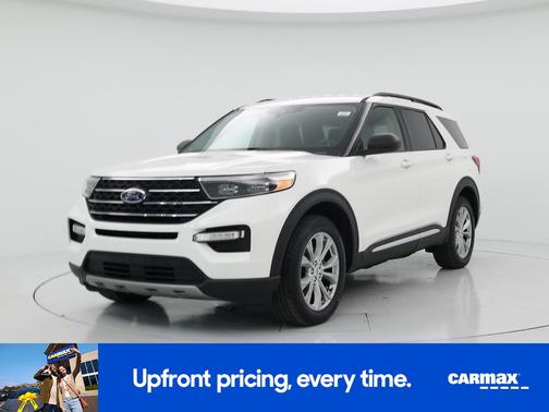 White 2021 Ford Explorer XLT